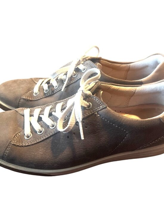 Ecco Chase II Tie Women's shoes in Warm Grey/Moon Rock Nubuck 9-9.5 US - Picture 1 of 7